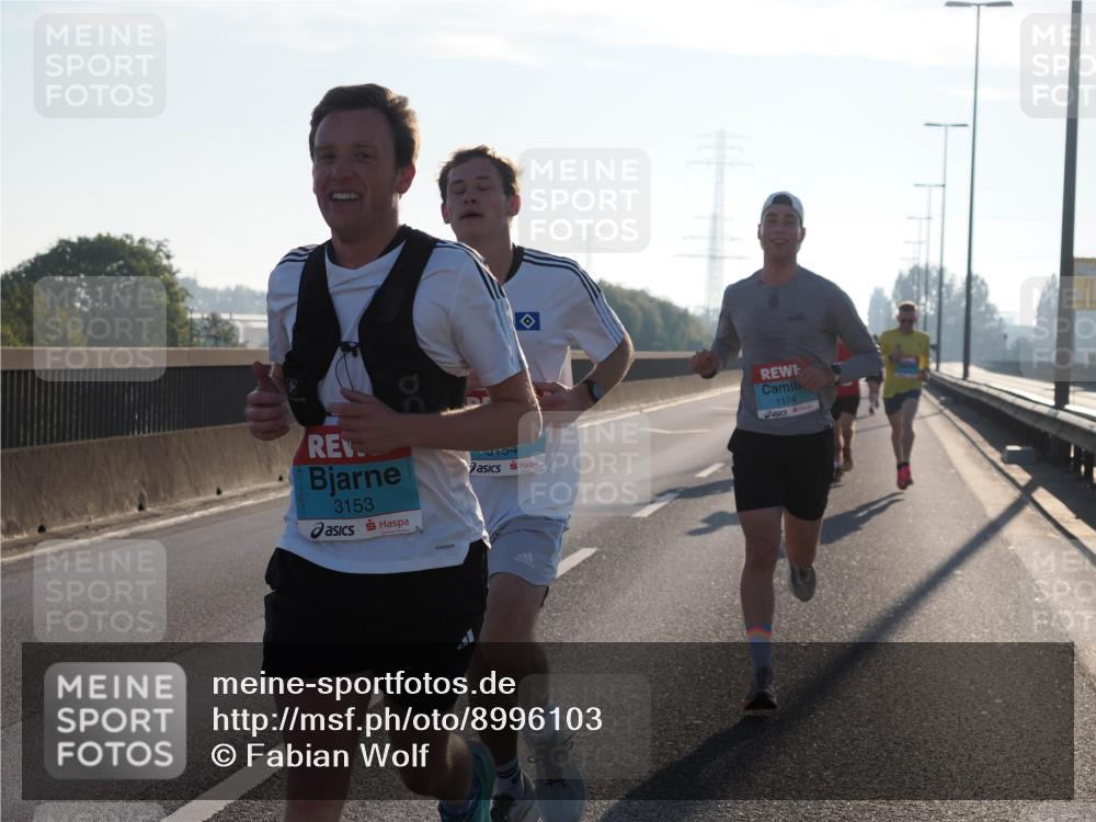 03.10.2025 - Köhlbrandbrückenlauf Fabian Wolf http://msf.ph/oto/8996103 03.10.2025 09:12:24 Position 3 3153, 10934, 1174 meine-sportfotos.de