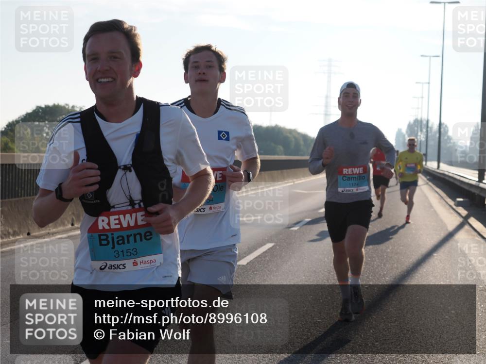 03.10.2025 - Köhlbrandbrückenlauf Fabian Wolf http://msf.ph/oto/8996108 03.10.2025 09:12:24 Position 3 3153, 1174, 54 meine-sportfotos.de