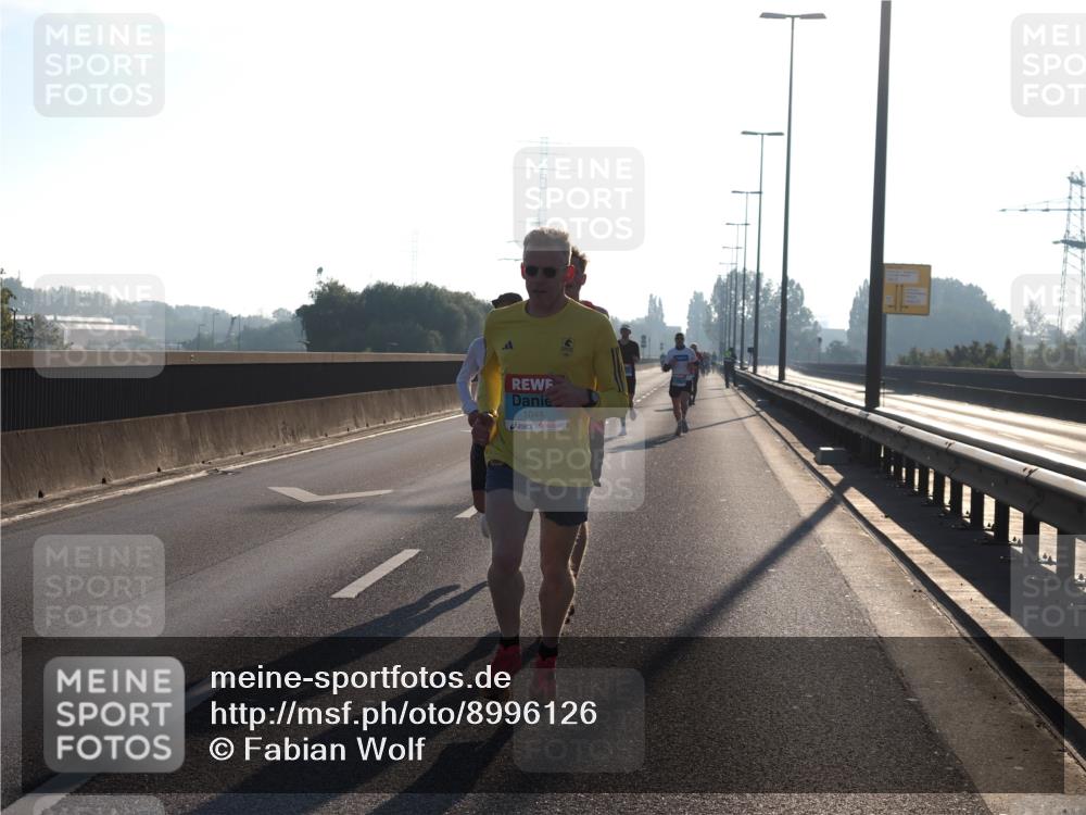 03.10.2025 - Köhlbrandbrückenlauf Fabian Wolf http://msf.ph/oto/8996126 03.10.2025 09:12:27 Position 3 1044 meine-sportfotos.de
