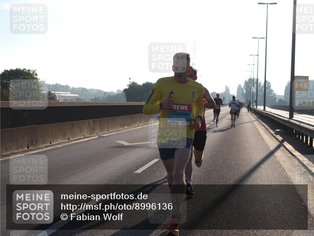 03.10.2025 - Köhlbrandbrückenlauf Fabian Wolf http://msf.ph/oto/8996136 03.10.2025 09:12:28 Position 3 1044 meine-sportfotos.de