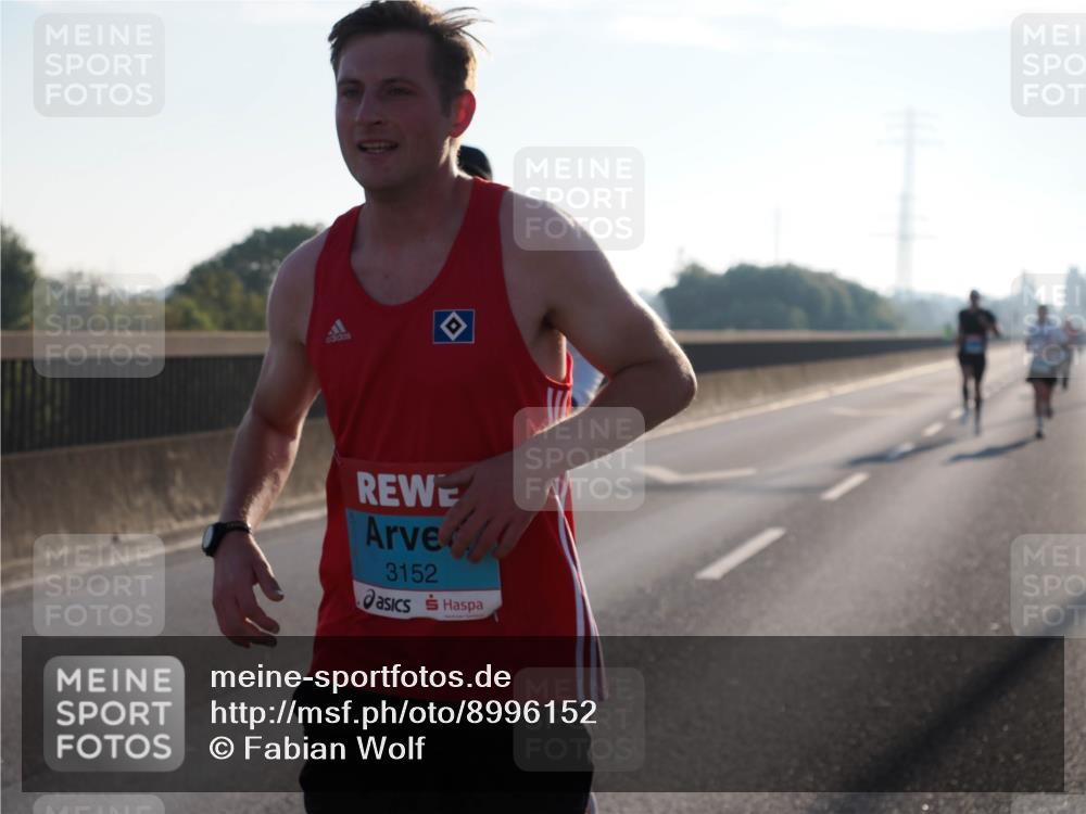 03.10.2025 - Köhlbrandbrückenlauf Fabian Wolf http://msf.ph/oto/8996152 03.10.2025 09:12:29 Position 3 3152 meine-sportfotos.de