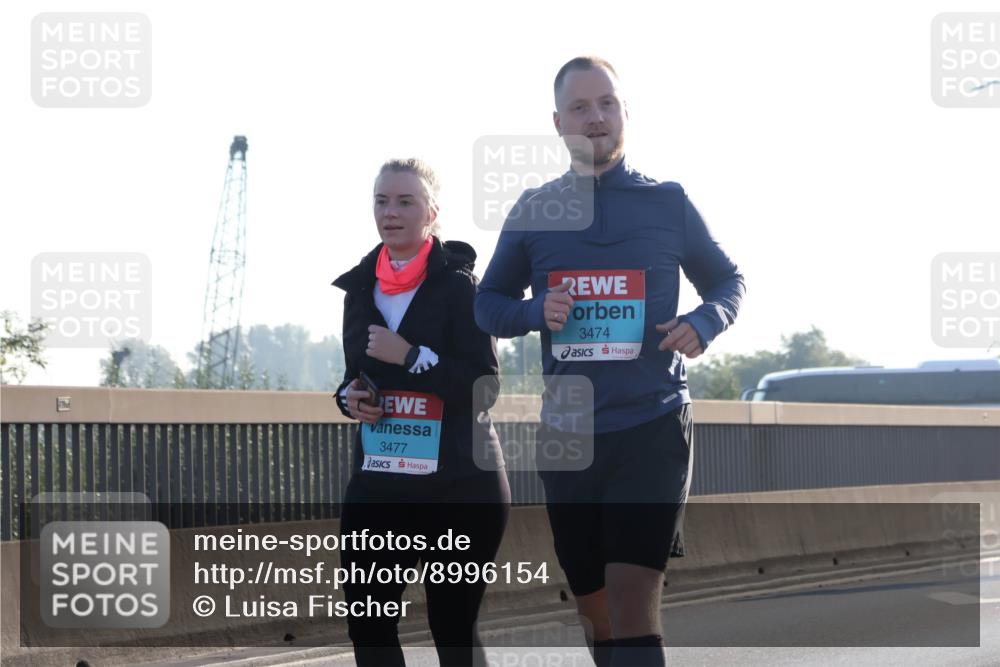 03.10.2025 - Köhlbrandbrückenlauf Luisa Fischer http://msf.ph/oto/8996154 03.10.2025 10:27:33 Position 3 3477, 3474 meine-sportfotos.de
