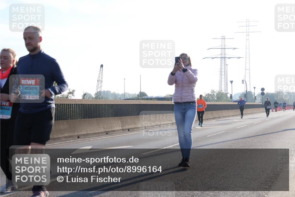 03.10.2025 - Köhlbrandbrückenlauf Luisa Fischer http://msf.ph/oto/8996164 03.10.2025 10:27:35 Position 3 477, 3474 meine-sportfotos.de