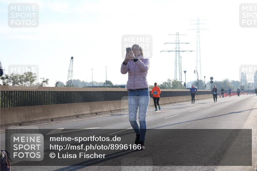 03.10.2025 - Köhlbrandbrückenlauf Luisa Fischer http://msf.ph/oto/8996166 03.10.2025 10:27:35 Position 3  meine-sportfotos.de