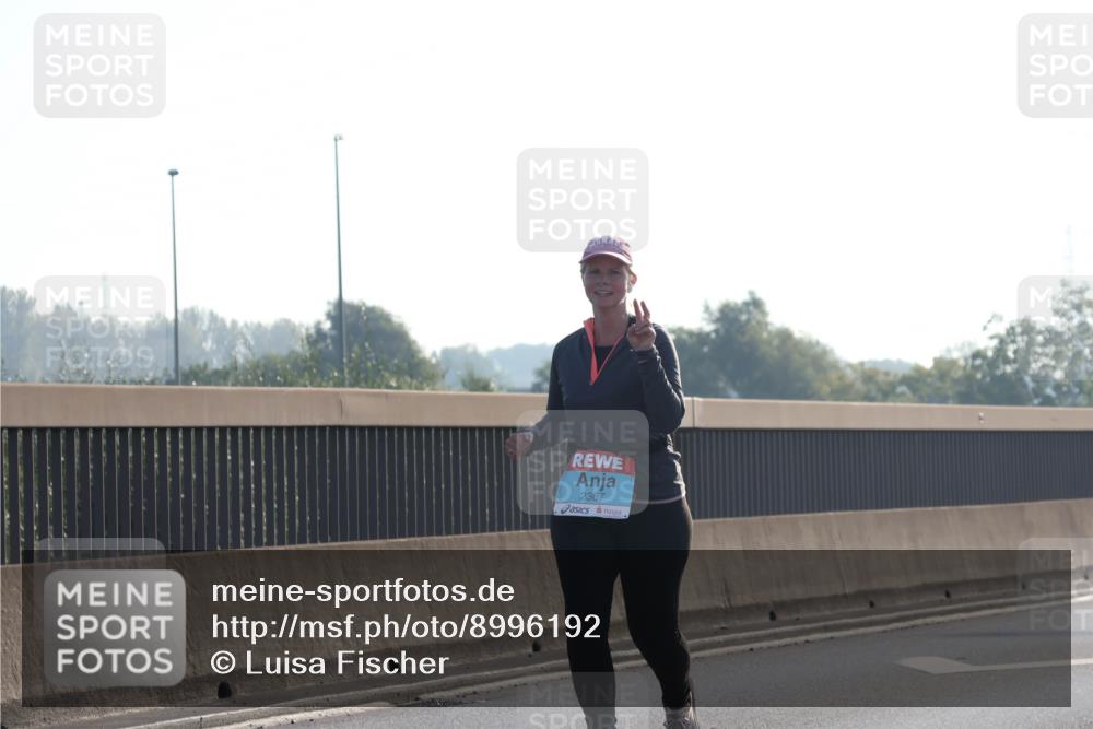 03.10.2025 - Köhlbrandbrückenlauf Luisa Fischer http://msf.ph/oto/8996192 03.10.2025 10:27:49 Position 3 2367 meine-sportfotos.de