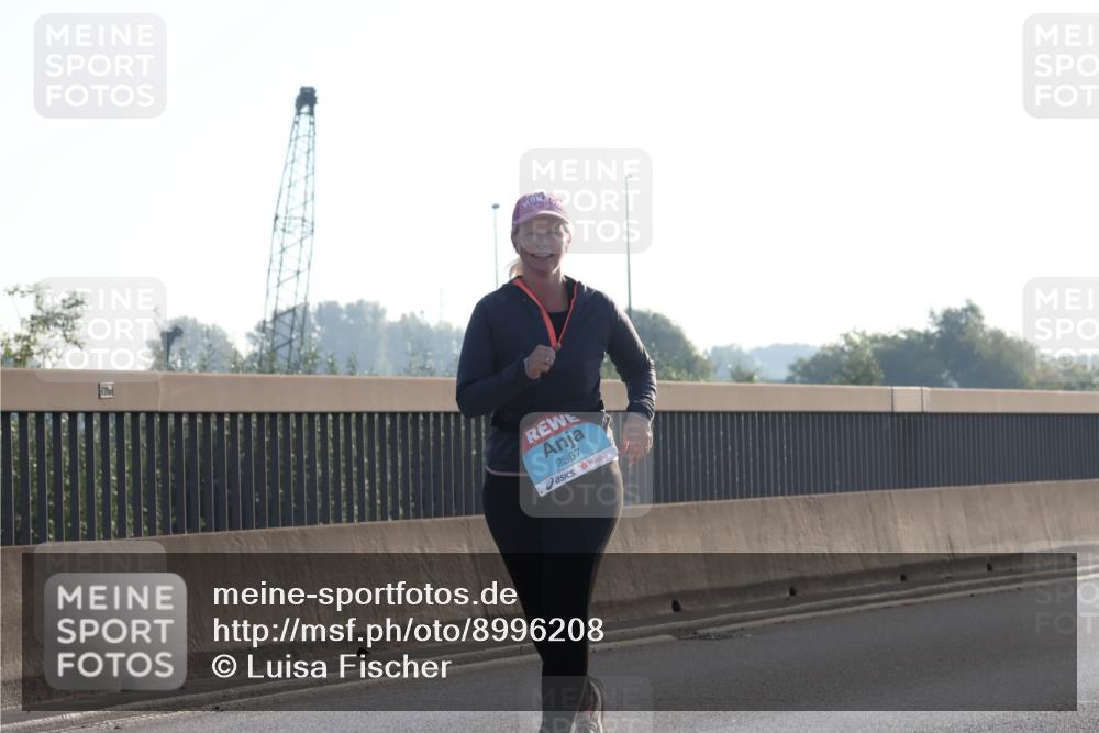 03.10.2025 - Köhlbrandbrückenlauf Luisa Fischer http://msf.ph/oto/8996208 03.10.2025 10:27:51 Position 3 2367 meine-sportfotos.de