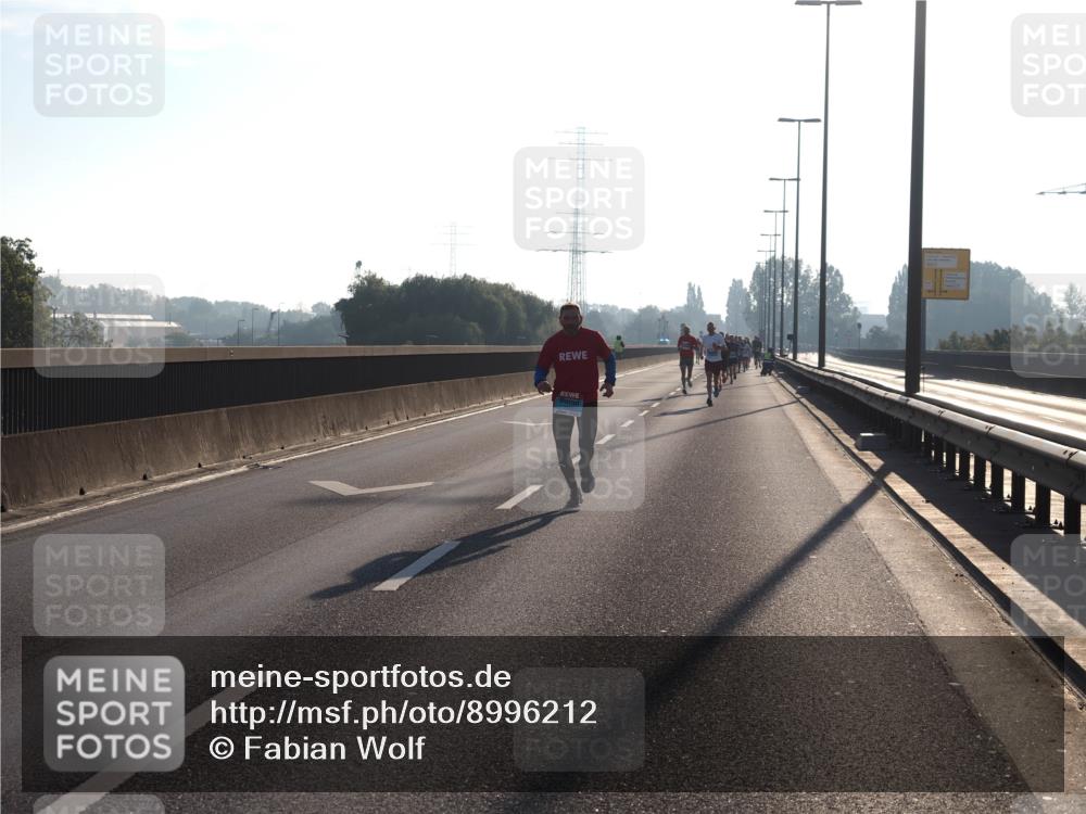 03.10.2025 - Köhlbrandbrückenlauf Fabian Wolf http://msf.ph/oto/8996212 03.10.2025 09:12:38 Position 3  meine-sportfotos.de