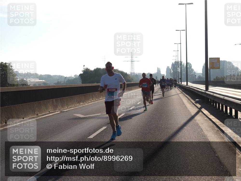 03.10.2025 - Köhlbrandbrückenlauf Fabian Wolf http://msf.ph/oto/8996269 03.10.2025 09:12:47 Position 3  meine-sportfotos.de