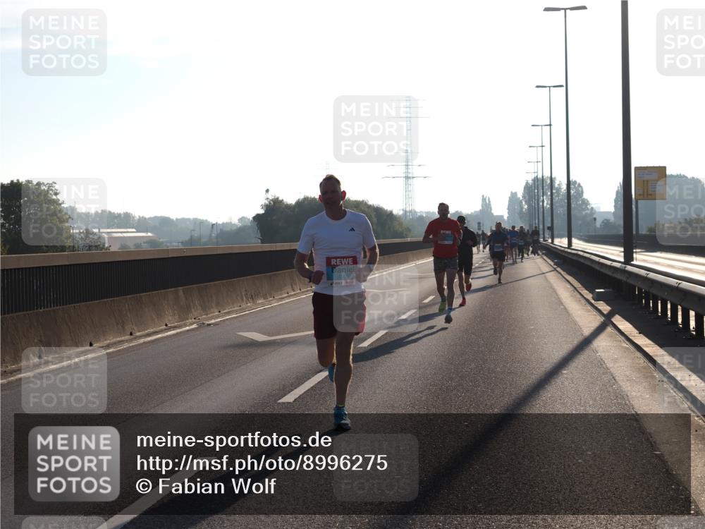 03.10.2025 - Köhlbrandbrückenlauf Fabian Wolf http://msf.ph/oto/8996275 03.10.2025 09:12:47 Position 3 3086 meine-sportfotos.de