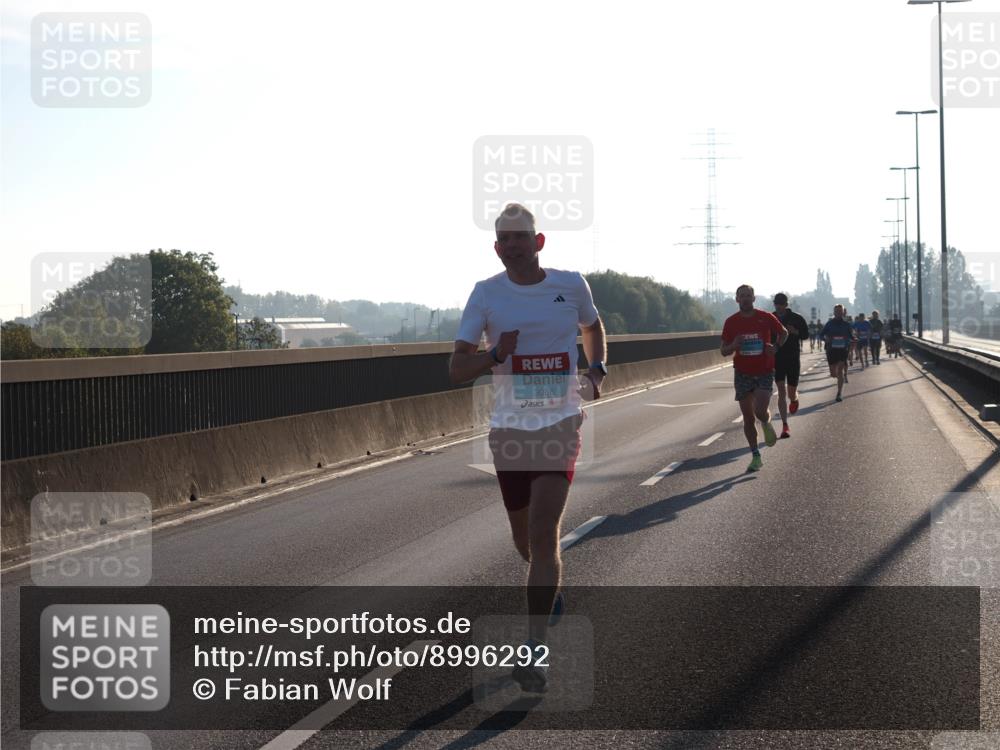 03.10.2025 - Köhlbrandbrückenlauf Fabian Wolf http://msf.ph/oto/8996292 03.10.2025 09:12:48 Position 3 3086 meine-sportfotos.de