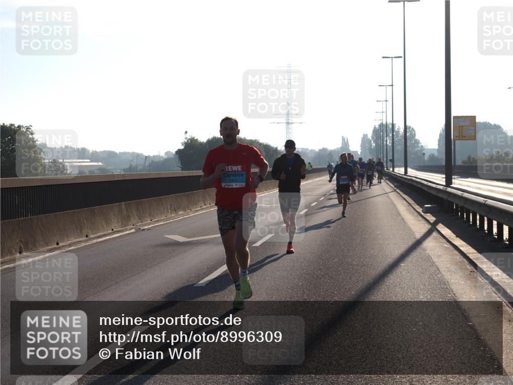 03.10.2025 - Köhlbrandbrückenlauf Fabian Wolf http://msf.ph/oto/8996309 03.10.2025 09:12:50 Position 3 2402 meine-sportfotos.de