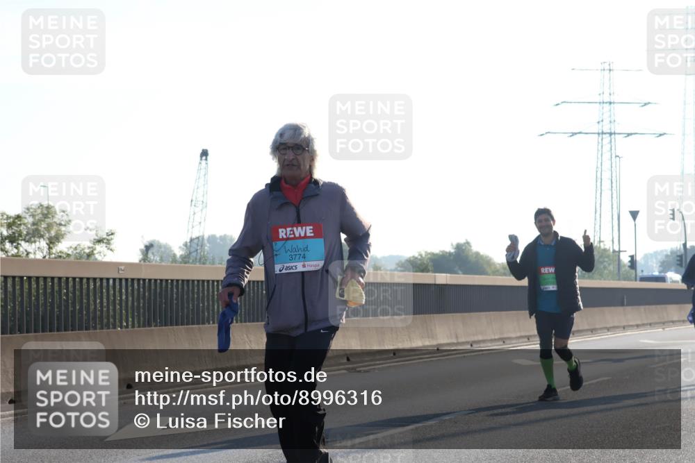 03.10.2025 - Köhlbrandbrückenlauf Luisa Fischer http://msf.ph/oto/8996316 03.10.2025 10:28:21 Position 3 3774 meine-sportfotos.de