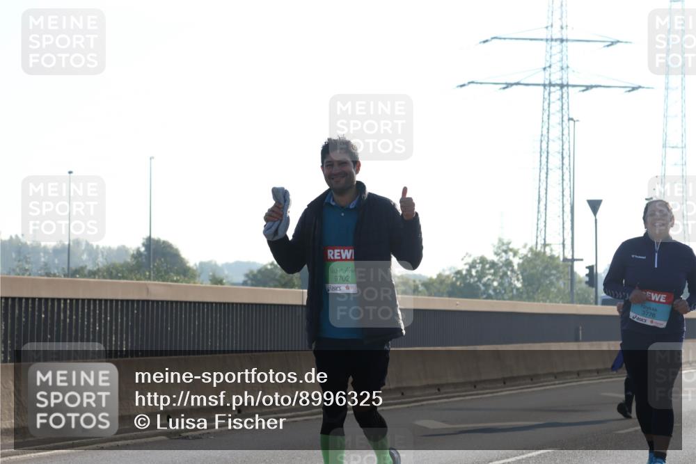 03.10.2025 - Köhlbrandbrückenlauf Luisa Fischer http://msf.ph/oto/8996325 03.10.2025 10:28:23 Position 3 9702, 3776 meine-sportfotos.de