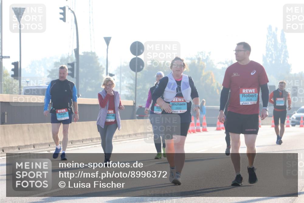 03.10.2025 - Köhlbrandbrückenlauf Luisa Fischer http://msf.ph/oto/8996372 03.10.2025 10:28:36 Position 3 2653, 2650, 2639 meine-sportfotos.de