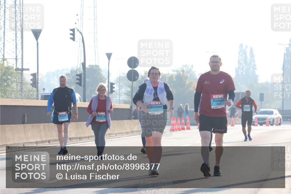 03.10.2025 - Köhlbrandbrückenlauf Luisa Fischer http://msf.ph/oto/8996377 03.10.2025 10:28:37 Position 3 2650, 2639 meine-sportfotos.de