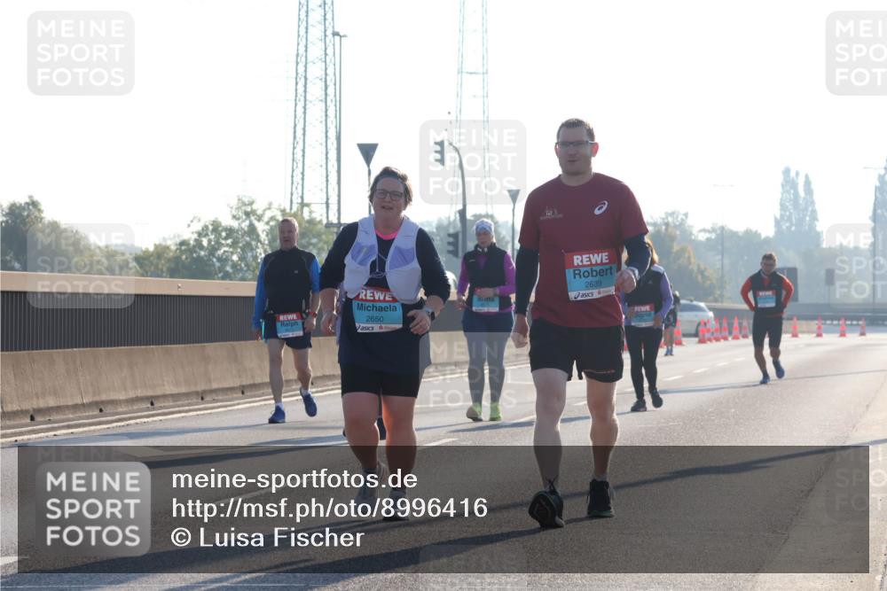 03.10.2025 - Köhlbrandbrückenlauf Luisa Fischer http://msf.ph/oto/8996416 03.10.2025 10:28:41 Position 3 2650, 2639 meine-sportfotos.de