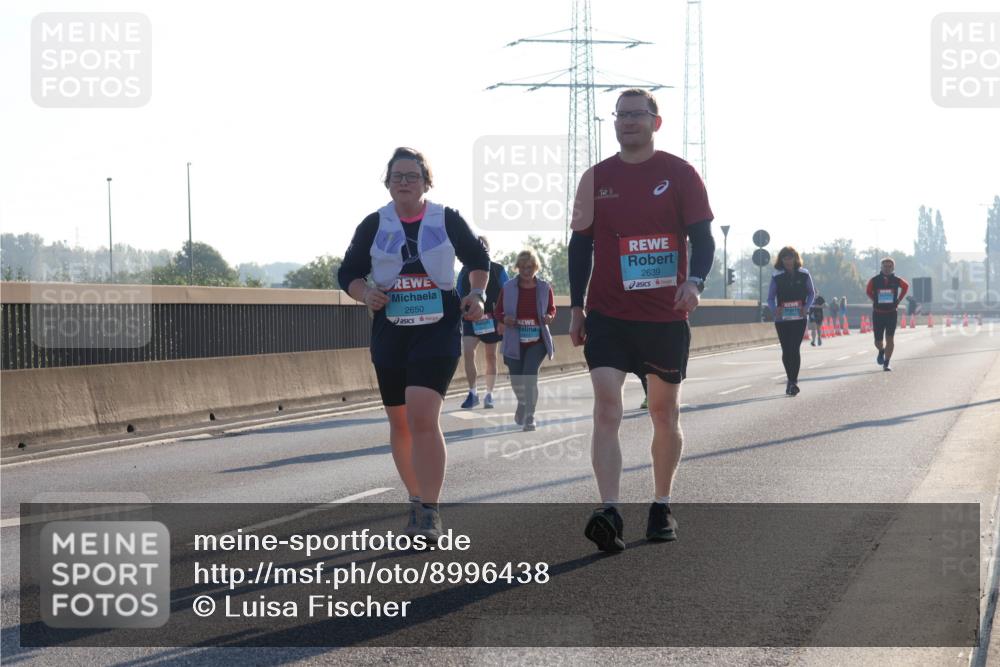 03.10.2025 - Köhlbrandbrückenlauf Luisa Fischer http://msf.ph/oto/8996438 03.10.2025 10:28:44 Position 3 2650, 2639 meine-sportfotos.de