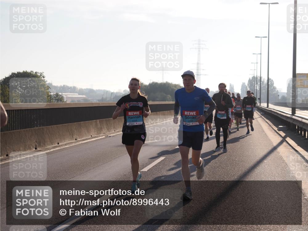 03.10.2025 - Köhlbrandbrückenlauf Fabian Wolf http://msf.ph/oto/8996443 03.10.2025 09:13:01 Position 3 3008, 3248 meine-sportfotos.de