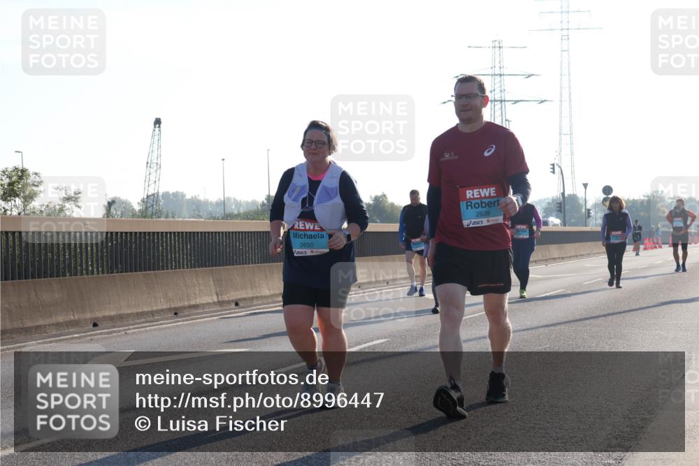 03.10.2025 - Köhlbrandbrückenlauf Luisa Fischer http://msf.ph/oto/8996447 03.10.2025 10:28:45 Position 3 2650, 2639 meine-sportfotos.de