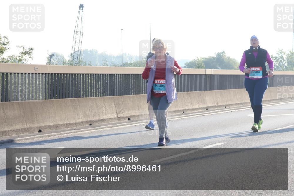 03.10.2025 - Köhlbrandbrückenlauf Luisa Fischer http://msf.ph/oto/8996461 03.10.2025 10:28:48 Position 3 2653, 3575 meine-sportfotos.de