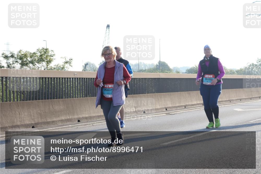 03.10.2025 - Köhlbrandbrückenlauf Luisa Fischer http://msf.ph/oto/8996471 03.10.2025 10:28:49 Position 3 2653, 3575 meine-sportfotos.de
