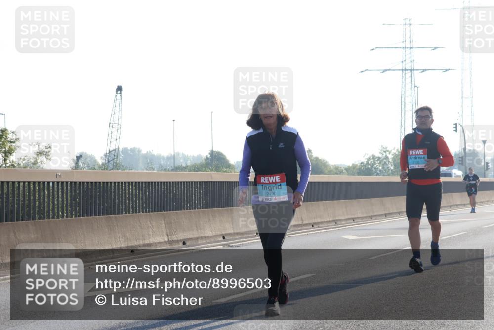 03.10.2025 - Köhlbrandbrückenlauf Luisa Fischer http://msf.ph/oto/8996503 03.10.2025 10:28:54 Position 3 2490, 2132 meine-sportfotos.de