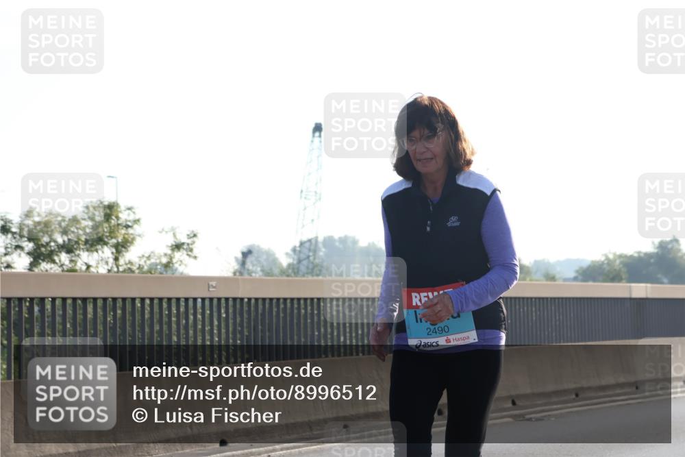 03.10.2025 - Köhlbrandbrückenlauf Luisa Fischer http://msf.ph/oto/8996512 03.10.2025 10:28:55 Position 3 2490 meine-sportfotos.de
