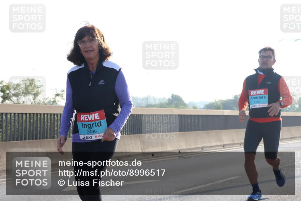 03.10.2025 - Köhlbrandbrückenlauf Luisa Fischer http://msf.ph/oto/8996517 03.10.2025 10:28:55 Position 3 2490, 2132 meine-sportfotos.de