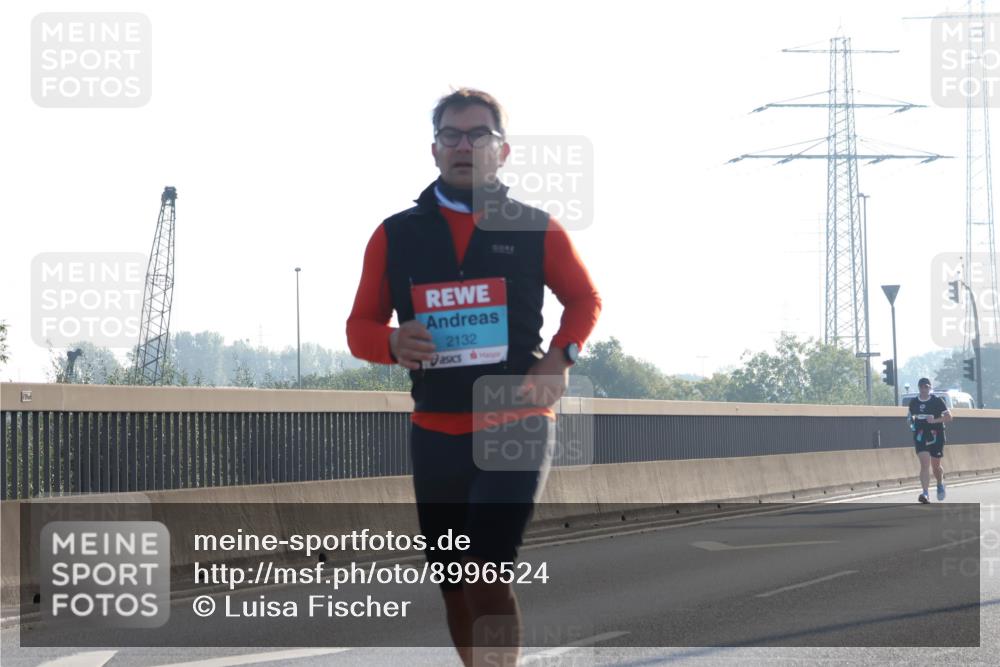 03.10.2025 - Köhlbrandbrückenlauf Luisa Fischer http://msf.ph/oto/8996524 03.10.2025 10:28:56 Position 3 2132 meine-sportfotos.de