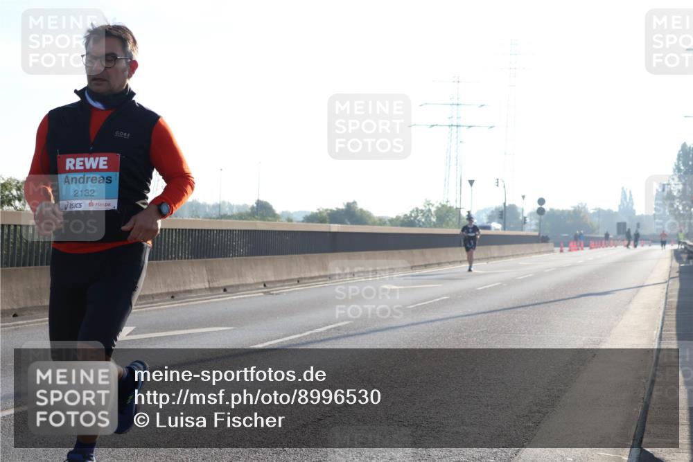 03.10.2025 - Köhlbrandbrückenlauf Luisa Fischer http://msf.ph/oto/8996530 03.10.2025 10:28:57 Position 3 2132 meine-sportfotos.de