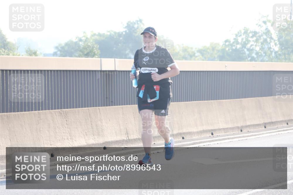 03.10.2025 - Köhlbrandbrückenlauf Luisa Fischer http://msf.ph/oto/8996543 03.10.2025 10:29:02 Position 3  meine-sportfotos.de