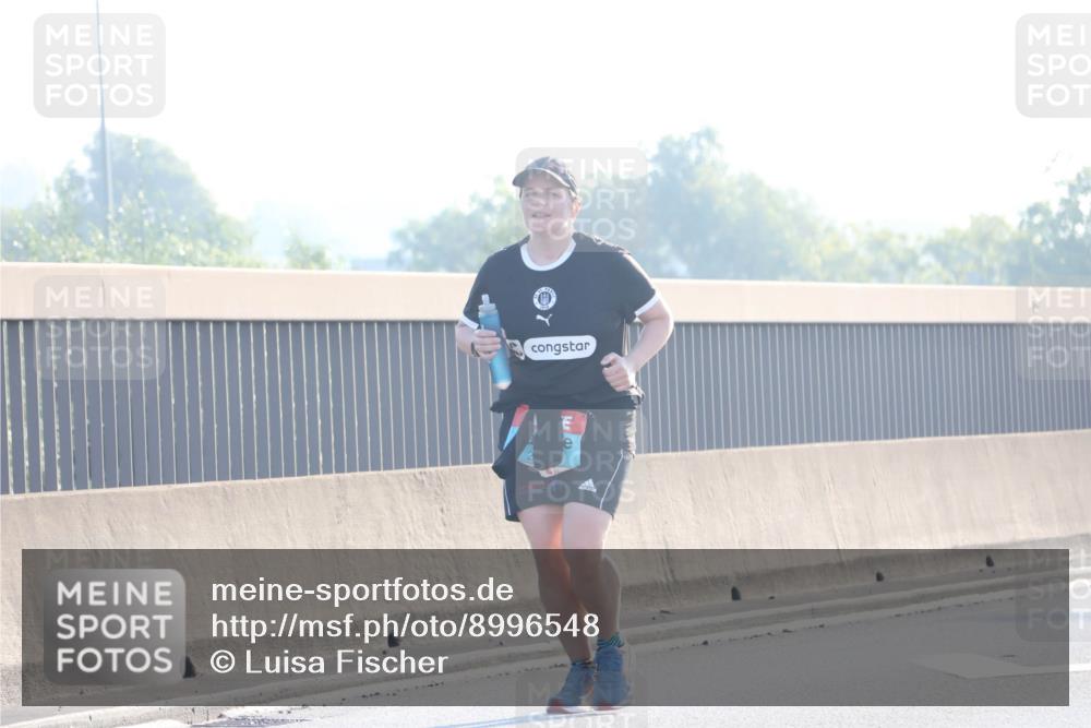 03.10.2025 - Köhlbrandbrückenlauf Luisa Fischer http://msf.ph/oto/8996548 03.10.2025 10:29:03 Position 3  meine-sportfotos.de