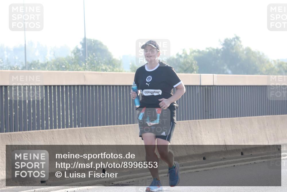 03.10.2025 - Köhlbrandbrückenlauf Luisa Fischer http://msf.ph/oto/8996553 03.10.2025 10:29:04 Position 3  meine-sportfotos.de