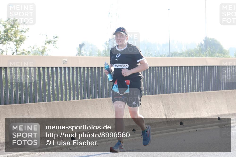 03.10.2025 - Köhlbrandbrückenlauf Luisa Fischer http://msf.ph/oto/8996560 03.10.2025 10:29:06 Position 3  meine-sportfotos.de