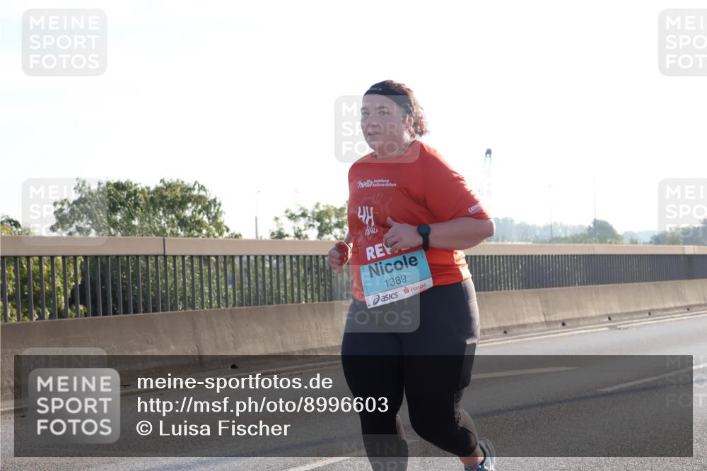 03.10.2025 - Köhlbrandbrückenlauf Luisa Fischer http://msf.ph/oto/8996603 03.10.2025 10:29:38 Position 3 1389 meine-sportfotos.de