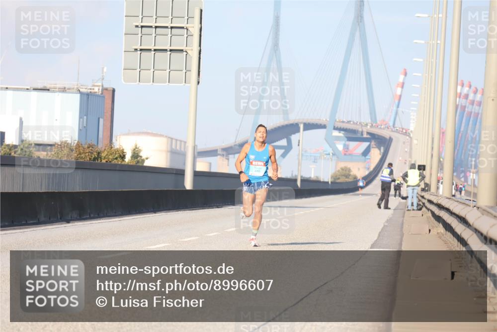 03.10.2025 - Köhlbrandbrückenlauf Luisa Fischer http://msf.ph/oto/8996607 03.10.2025 10:33:14 Position 3  meine-sportfotos.de