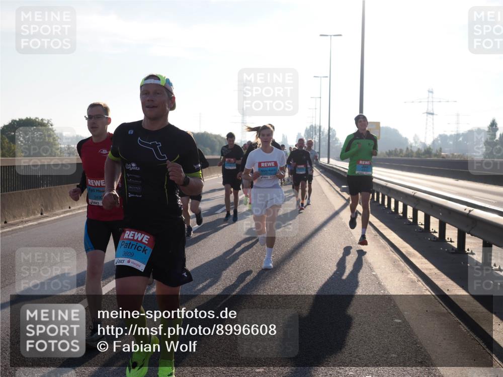 03.10.2025 - Köhlbrandbrückenlauf Fabian Wolf http://msf.ph/oto/8996608 03.10.2025 09:13:09 Position 3 3490, 3609 meine-sportfotos.de
