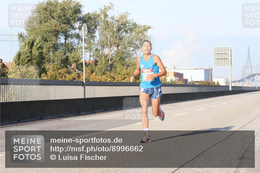 03.10.2025 - Köhlbrandbrückenlauf Luisa Fischer http://msf.ph/oto/8996662 03.10.2025 10:33:21 Position 3  meine-sportfotos.de