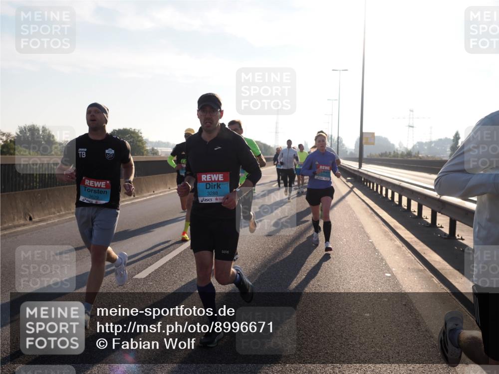03.10.2025 - Köhlbrandbrückenlauf Fabian Wolf http://msf.ph/oto/8996671 03.10.2025 09:13:13 Position 3 3629, 3288 meine-sportfotos.de