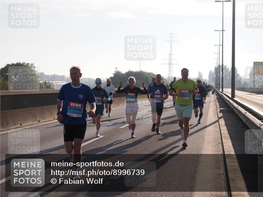 03.10.2025 - Köhlbrandbrückenlauf Fabian Wolf http://msf.ph/oto/8996739 03.10.2025 09:13:24 Position 3 3078 meine-sportfotos.de