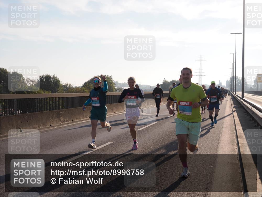 03.10.2025 - Köhlbrandbrückenlauf Fabian Wolf http://msf.ph/oto/8996758 03.10.2025 09:13:26 Position 3 1086, 3841 meine-sportfotos.de