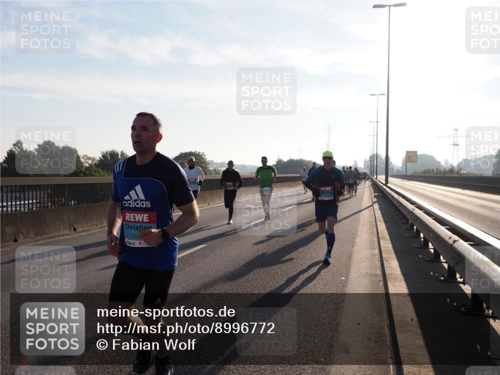 03.10.2025 - Köhlbrandbrückenlauf Fabian Wolf http://msf.ph/oto/8996772 03.10.2025 09:13:27 Position 3 102 meine-sportfotos.de