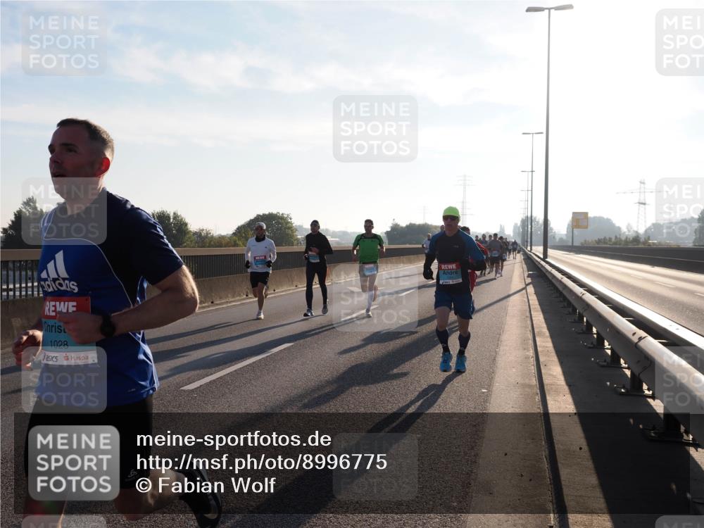 03.10.2025 - Köhlbrandbrückenlauf Fabian Wolf http://msf.ph/oto/8996775 03.10.2025 09:13:28 Position 3 1028 meine-sportfotos.de