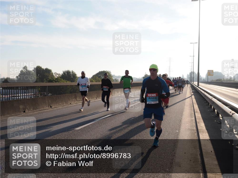 03.10.2025 - Köhlbrandbrückenlauf Fabian Wolf http://msf.ph/oto/8996783 03.10.2025 09:13:28 Position 3 1050 meine-sportfotos.de