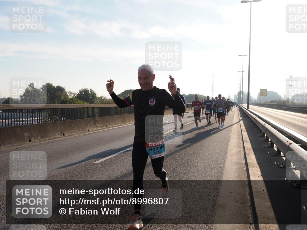 03.10.2025 - Köhlbrandbrückenlauf Fabian Wolf http://msf.ph/oto/8996807 03.10.2025 09:13:31 Position 3 1020 meine-sportfotos.de