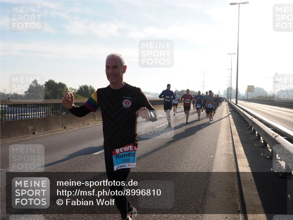 03.10.2025 - Köhlbrandbrückenlauf Fabian Wolf http://msf.ph/oto/8996810 03.10.2025 09:13:31 Position 3 191, 1910, 1020 meine-sportfotos.de