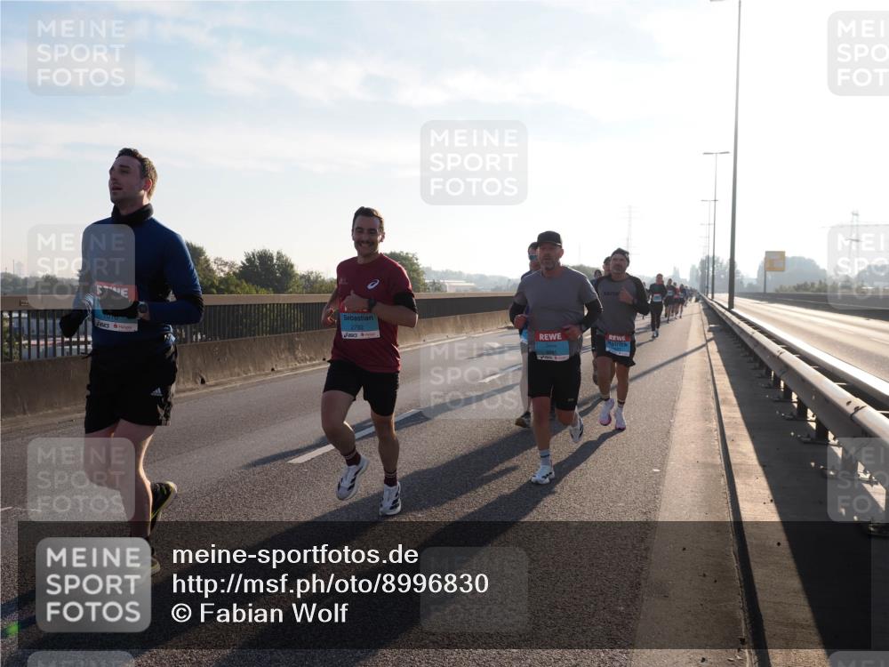 03.10.2025 - Köhlbrandbrückenlauf Fabian Wolf http://msf.ph/oto/8996830 03.10.2025 09:13:33 Position 3 1010, 2792 meine-sportfotos.de