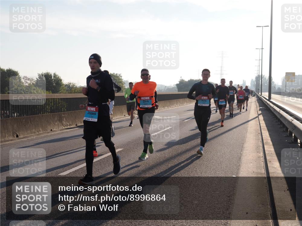 03.10.2025 - Köhlbrandbrückenlauf Fabian Wolf http://msf.ph/oto/8996864 03.10.2025 09:13:37 Position 3 3136, 1027 meine-sportfotos.de
