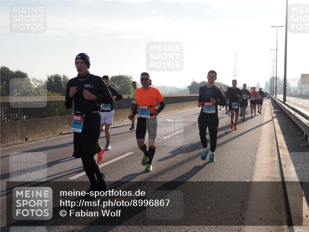 03.10.2025 - Köhlbrandbrückenlauf Fabian Wolf http://msf.ph/oto/8996867 03.10.2025 09:13:38 Position 3 3136, 220, 1027 meine-sportfotos.de