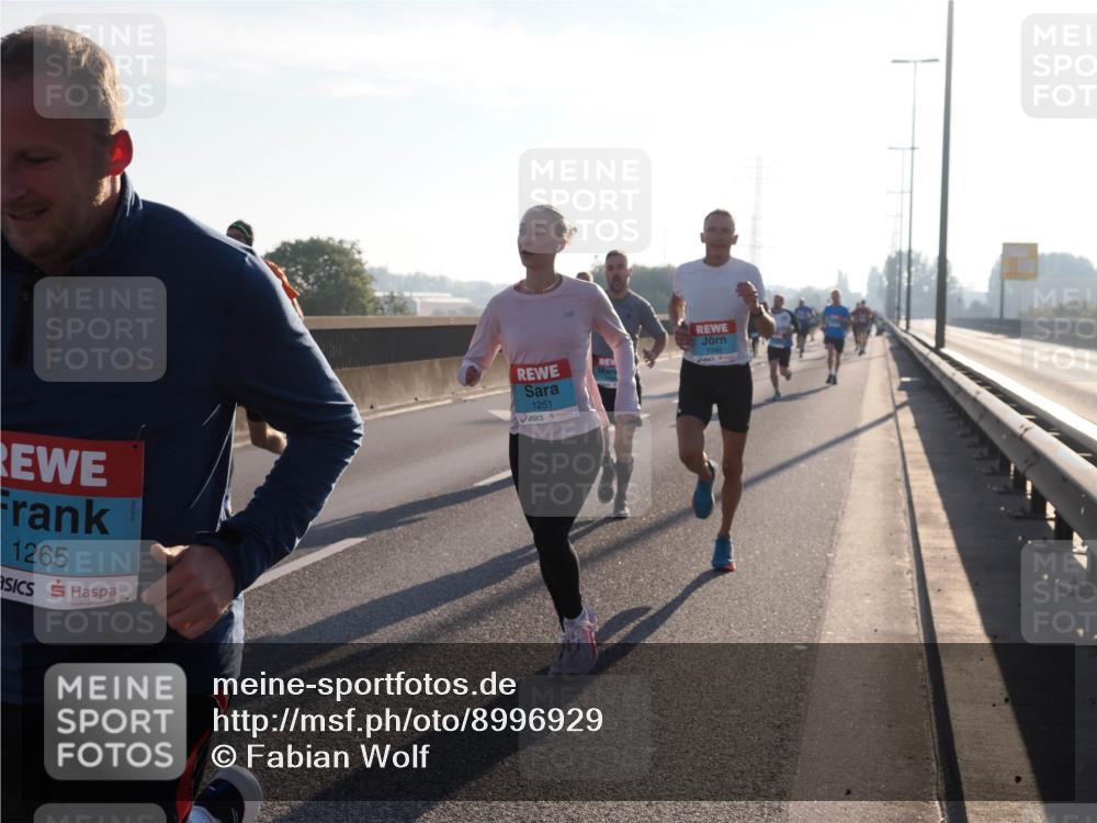 03.10.2025 - Köhlbrandbrückenlauf Fabian Wolf http://msf.ph/oto/8996929 03.10.2025 09:13:44 Position 3 1048, 1265, 1251 meine-sportfotos.de